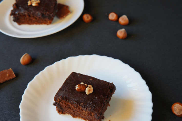 Brzi cokoladni kolac na tanjiru, Easy chocolate cake on a plate