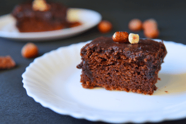 Brzi cokoladni kolac na tanjiru, Easy chocolate cake on a plate