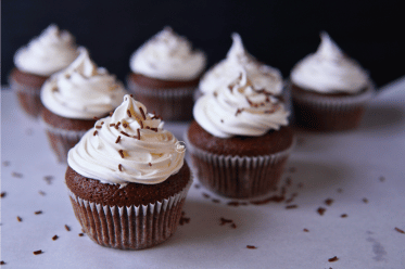 Coko mafini sa frostingom, Choco muffins with frosting