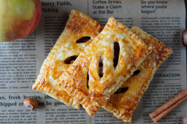 Lisnata pita sa jabukom, Puff pastry with apple filling