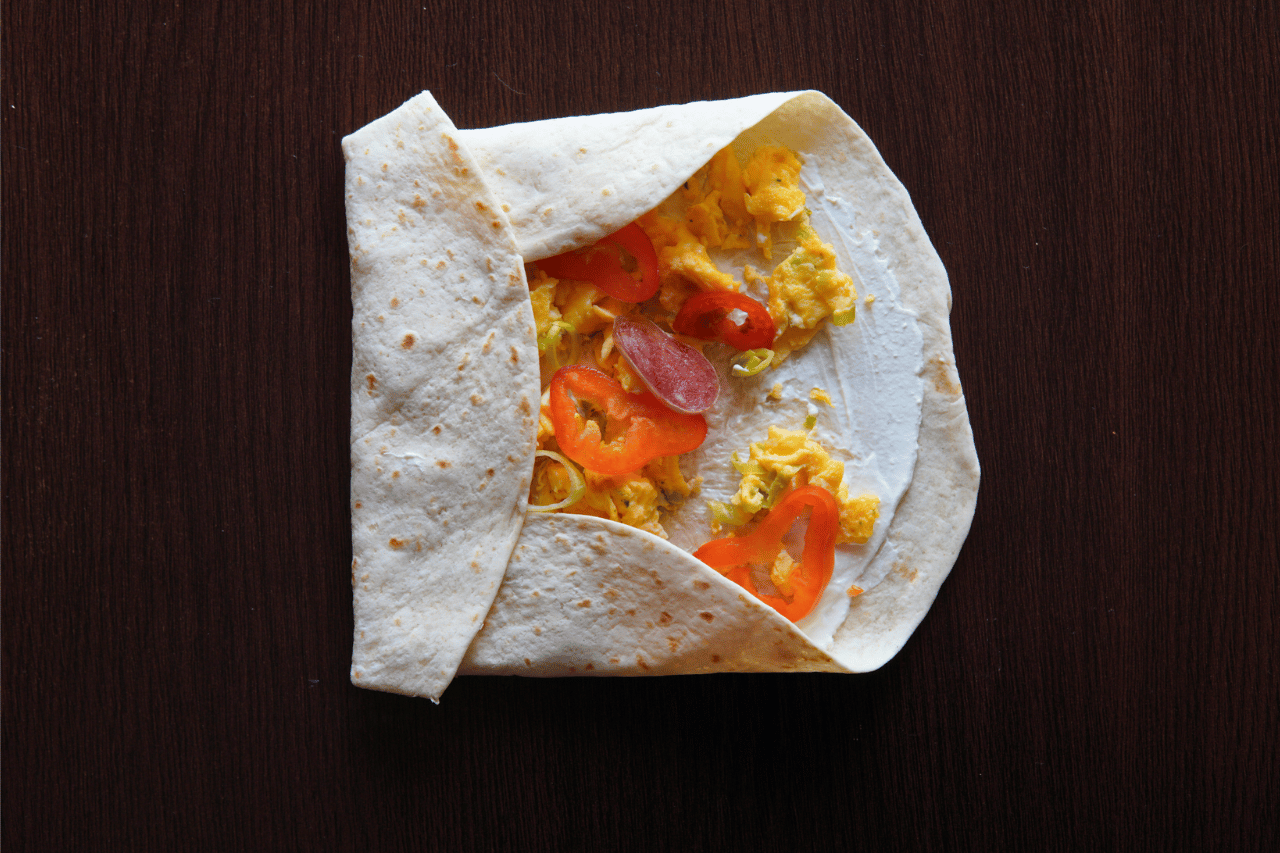 Kako zamotati tortilju, How to wrap tortilla