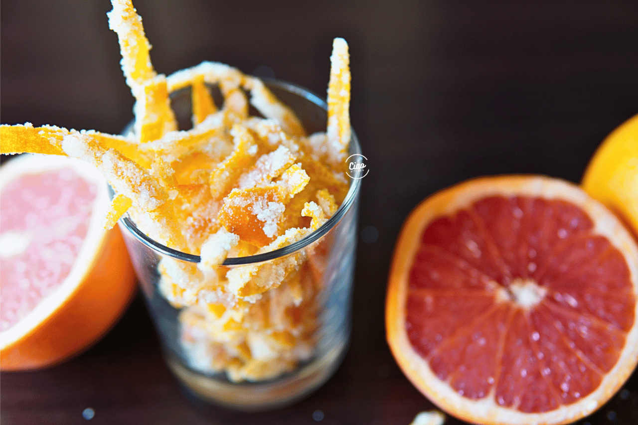 Kandirana kora narandže u čaši, Candied orange peel in a glass